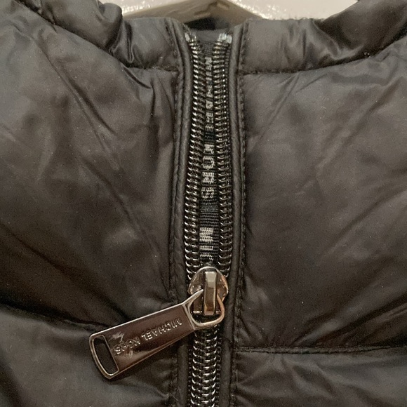 MICHAEL Michael Kors Packable Down Hooded Jacket - Picture 7 of 10